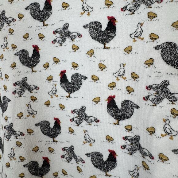 Northern Isles Women’s L Chicken Rooster Print Mock Neck Long Sleeve Top Farm - Picture 7 of 7